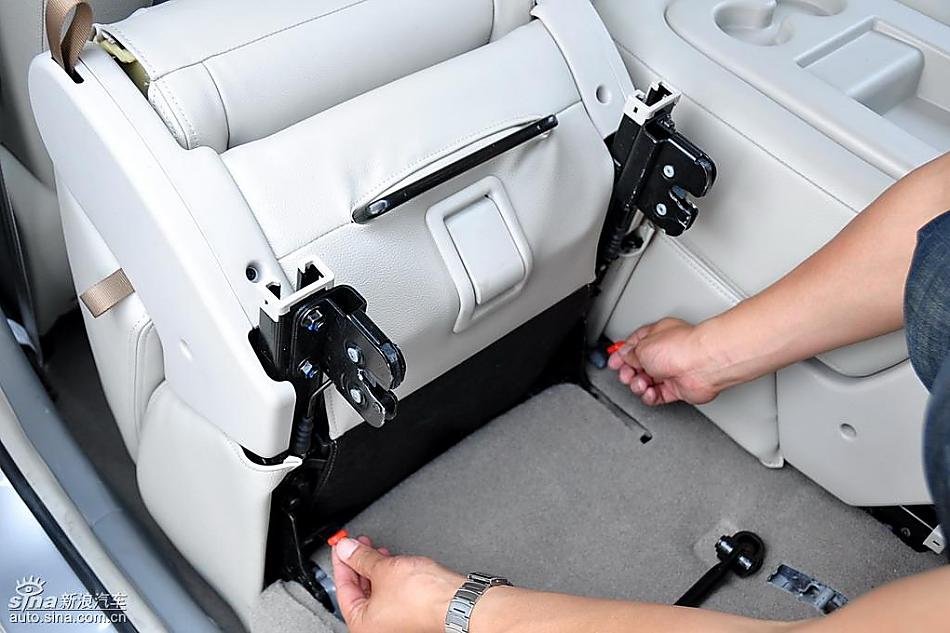 江淮和悦MPV实拍图内饰