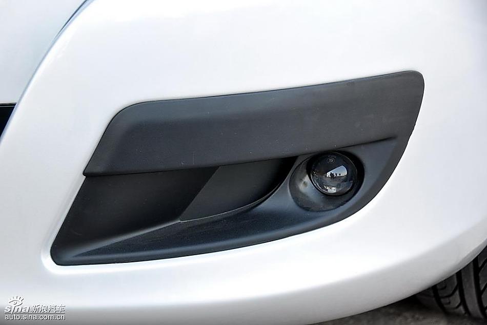 江淮和悦MPV实拍图细节