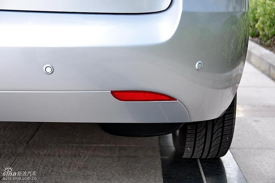 江淮和悦MPV实拍图细节