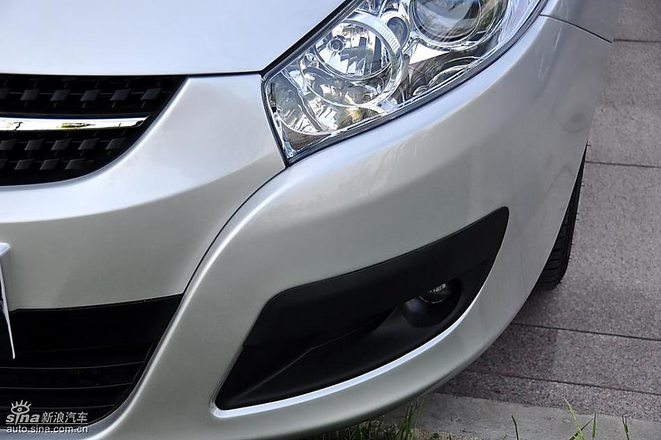 江淮和悦MPV实拍图细节