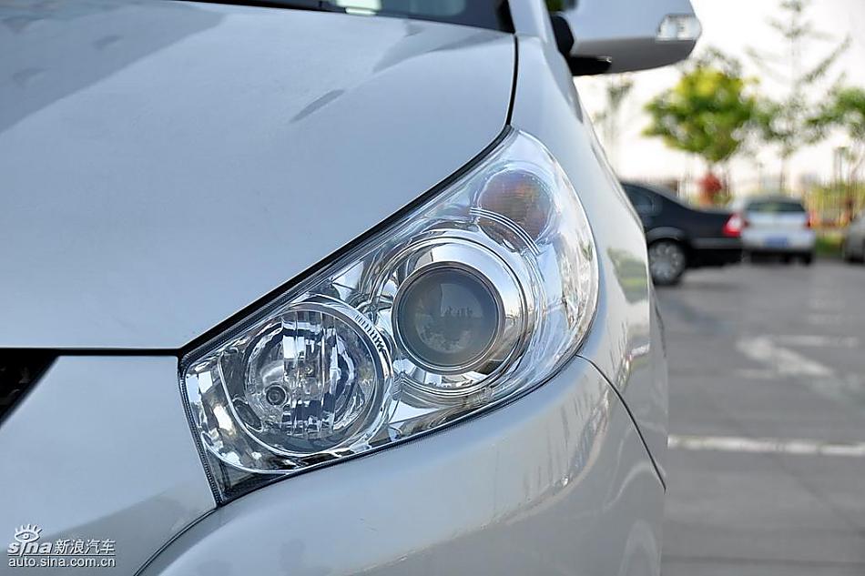 江淮和悦MPV实拍图细节