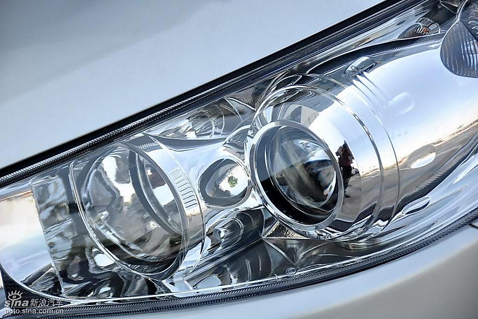 江淮和悦MPV实拍图细节