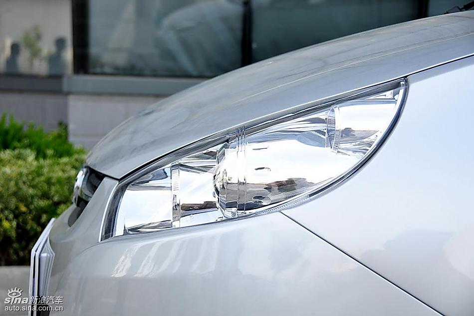 江淮和悦MPV实拍图细节