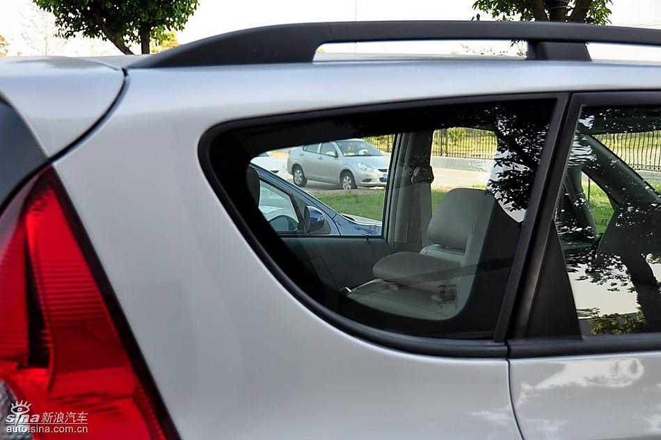 江淮和悦MPV实拍图细节