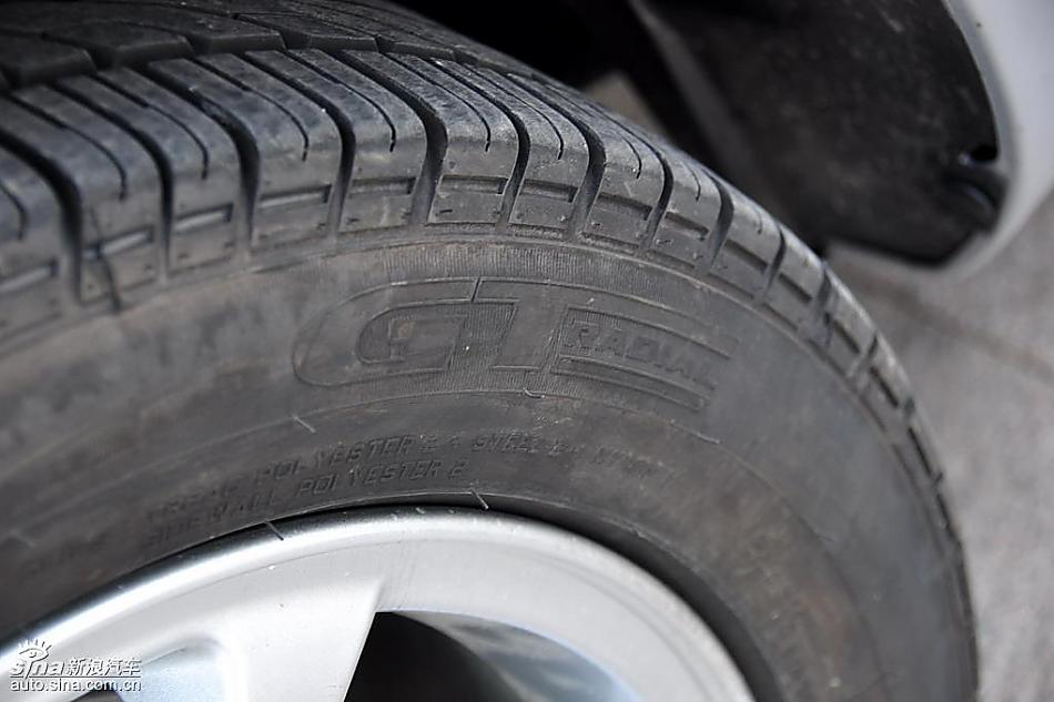 江淮和悦MPV实拍图细节