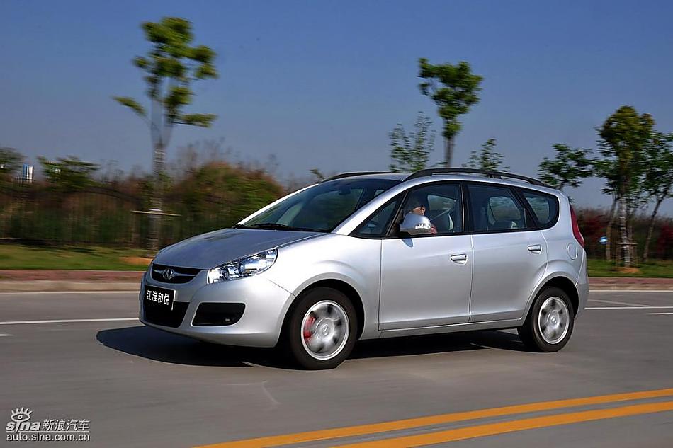 江淮和悦MPV试驾实拍图