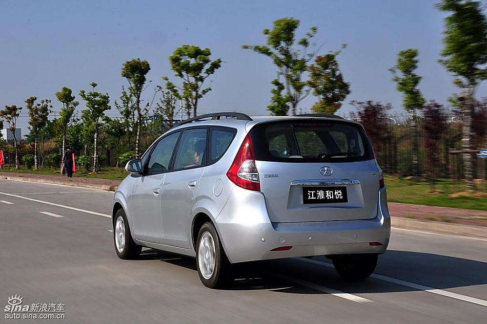 江淮和悦MPV试驾实拍图