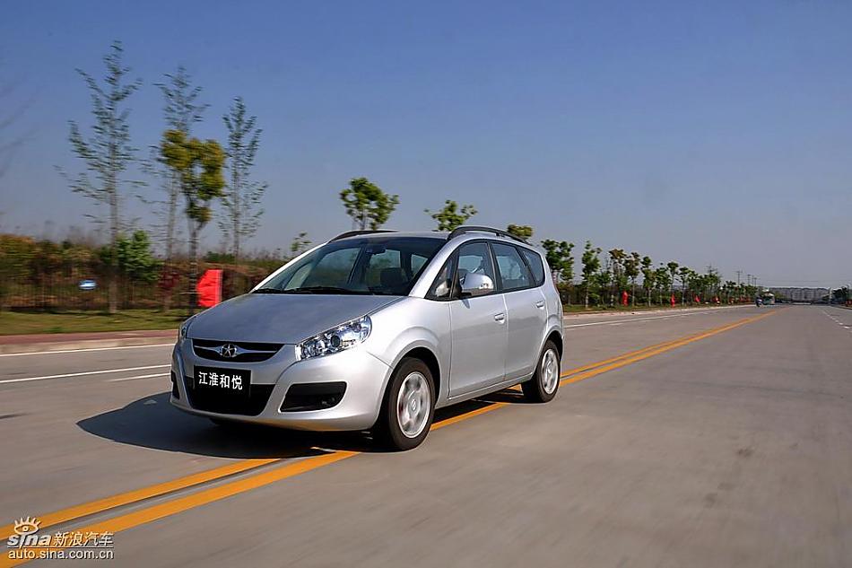 江淮和悦MPV试驾实拍图