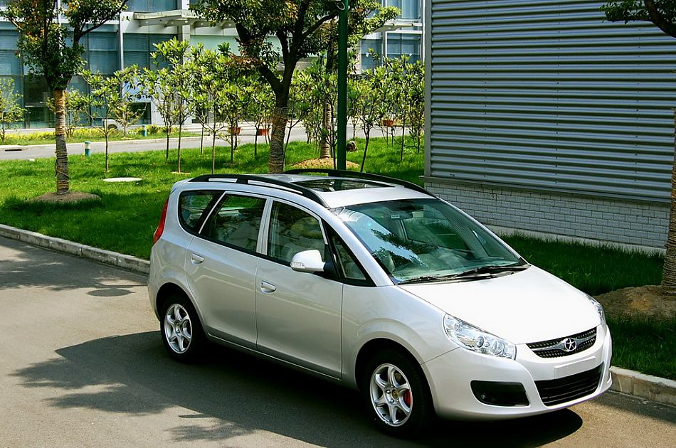 江淮和悦MPV官方资料图外观