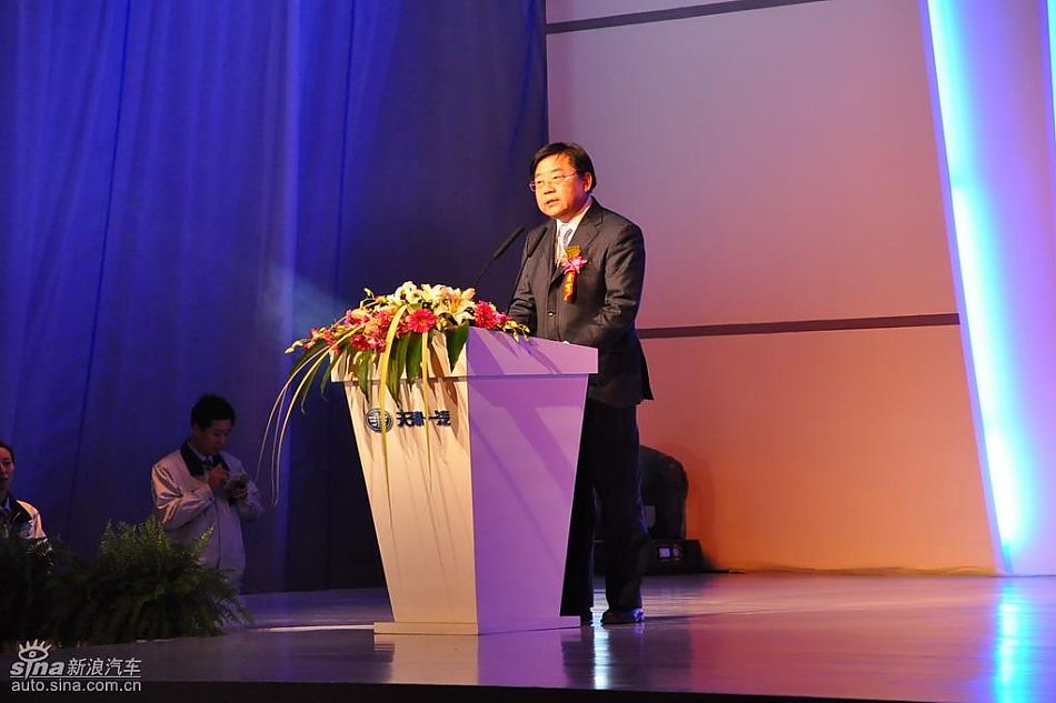 中国第一汽车集团总经理 徐建一