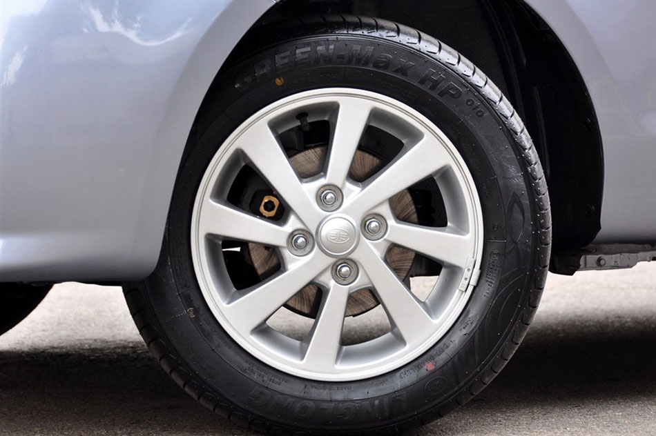 2014款 1.3L 手动豪华型 其他