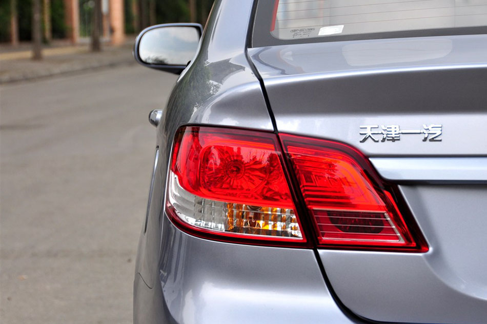 2014款 1.3L 手动豪华型 其他