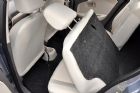 2014款 1.3L 手动豪华型 座椅空间
