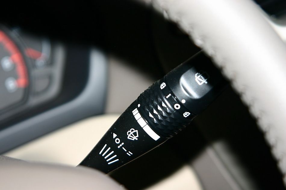 东南汽车菱绅内饰