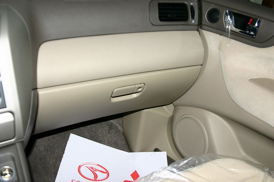 东南汽车菱绅内饰