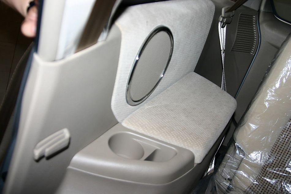 东南汽车菱绅内饰