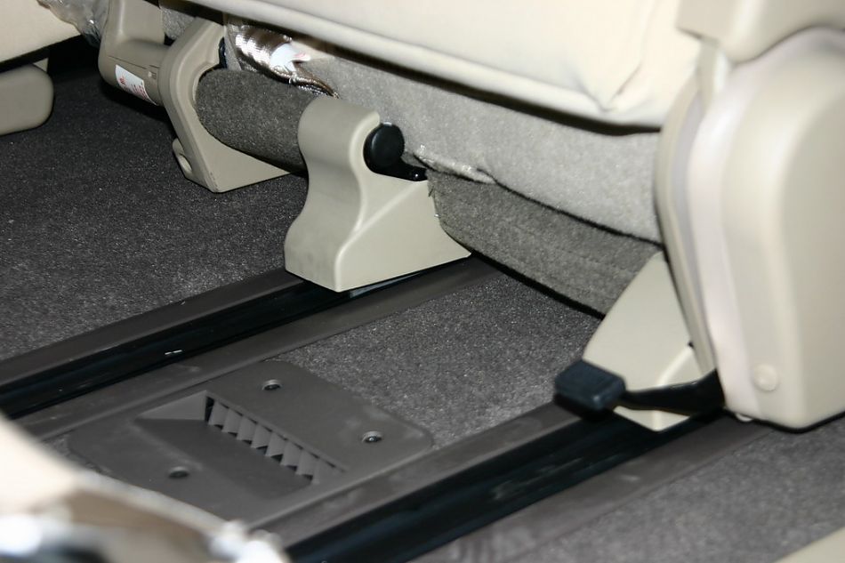 东南汽车菱绅内饰