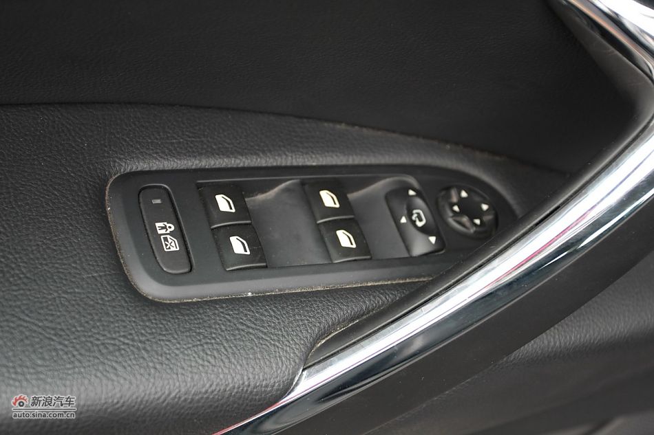 2010款东风雪铁龙C5 2.3L尊贵型