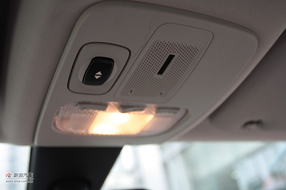 2010款东风雪铁龙C5 2.3L尊贵型