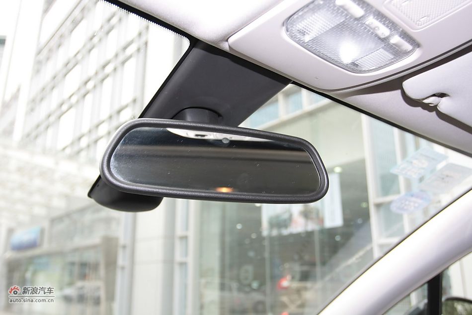 2010款东风雪铁龙C5 2.3L尊贵型