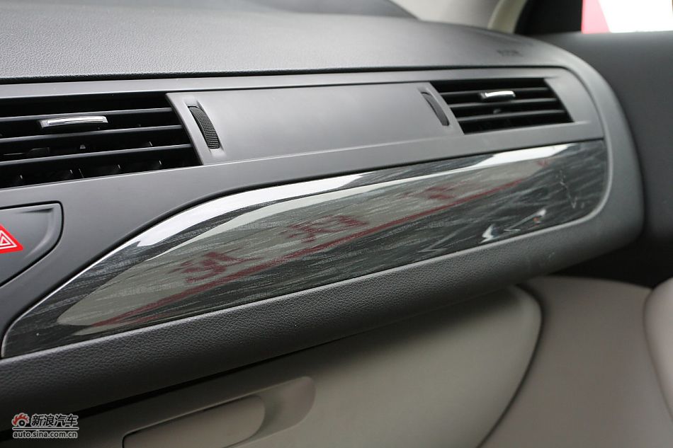 内饰及内部细节