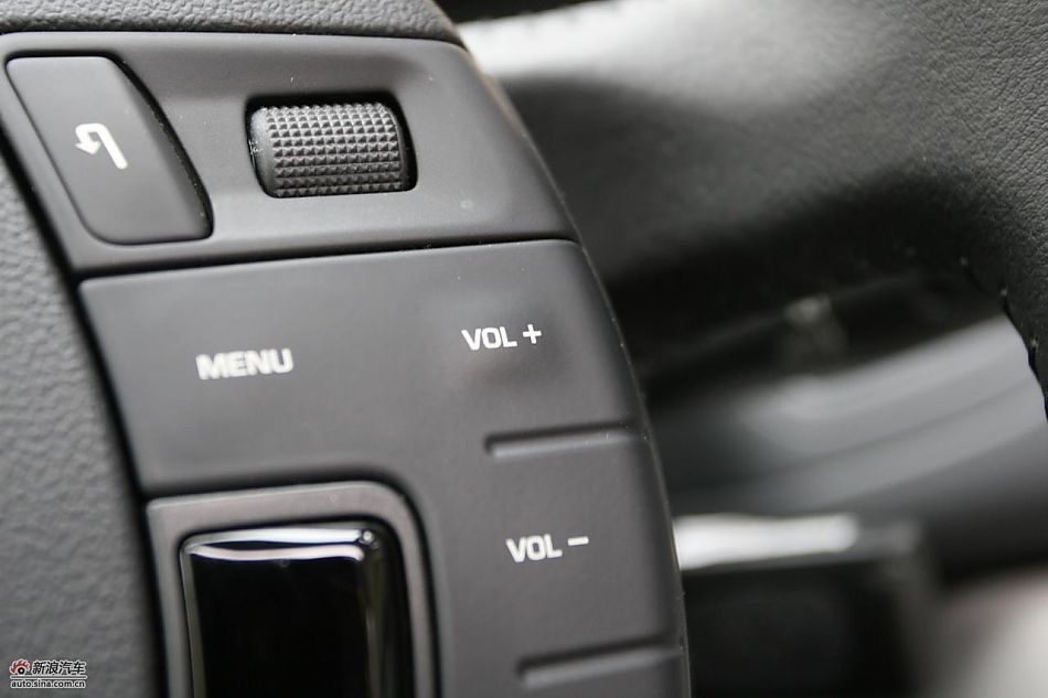 东风雪铁龙C5 2.3L尊雅型