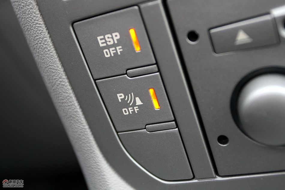 东风雪铁龙C5 2.3L尊雅型