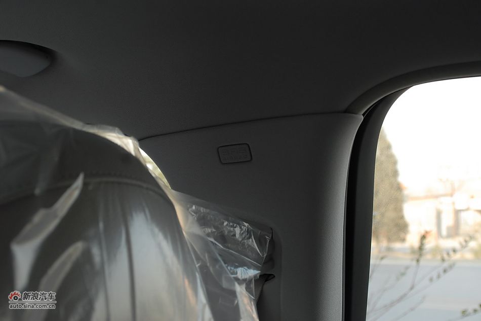 2011款东风雪铁龙C5内饰图片