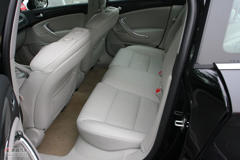 内饰及内部细节