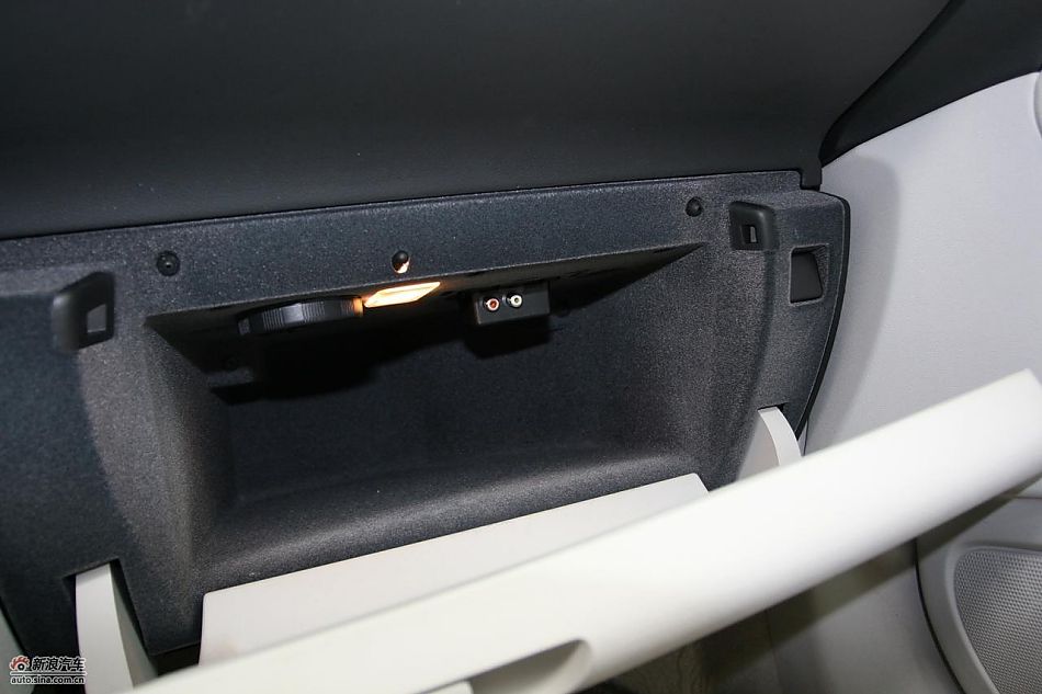 东风雪铁龙C5 2.3L尊雅型