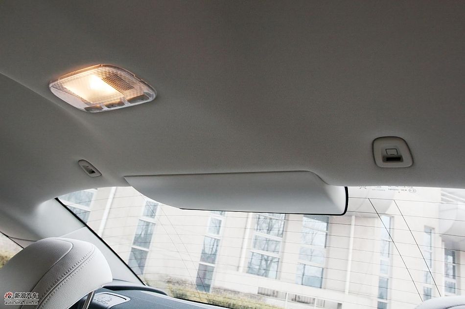 东风雪铁龙C5 2.3L尊雅型