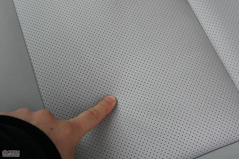 东风雪铁龙C5 2.3L尊雅型