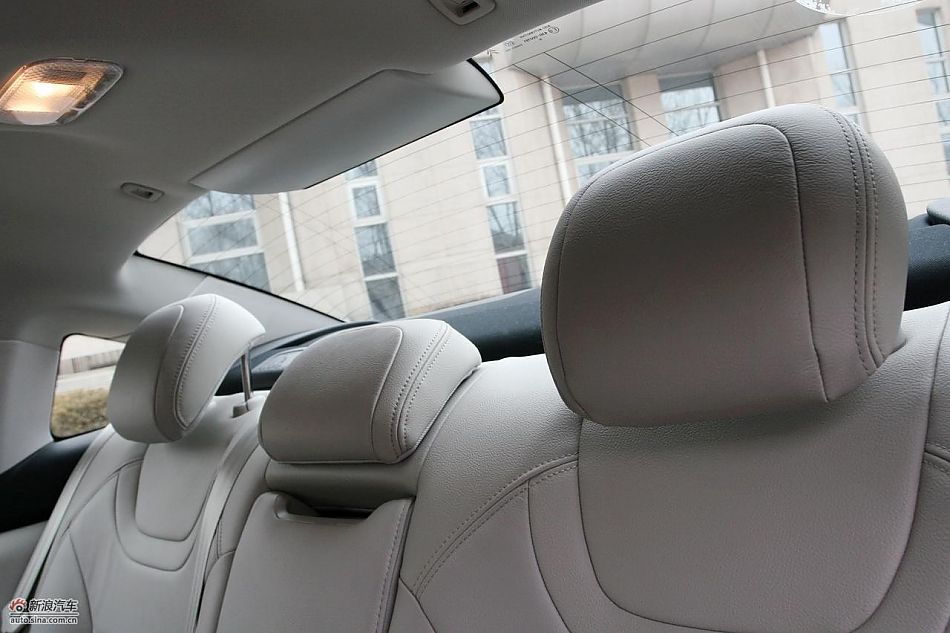 东风雪铁龙C5 2.3L尊雅型