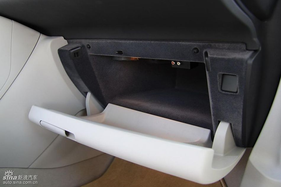 东风雪铁龙C5内饰实拍图