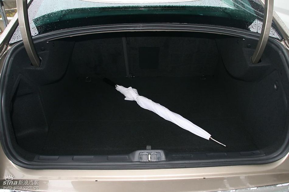 雪铁龙新C5实拍