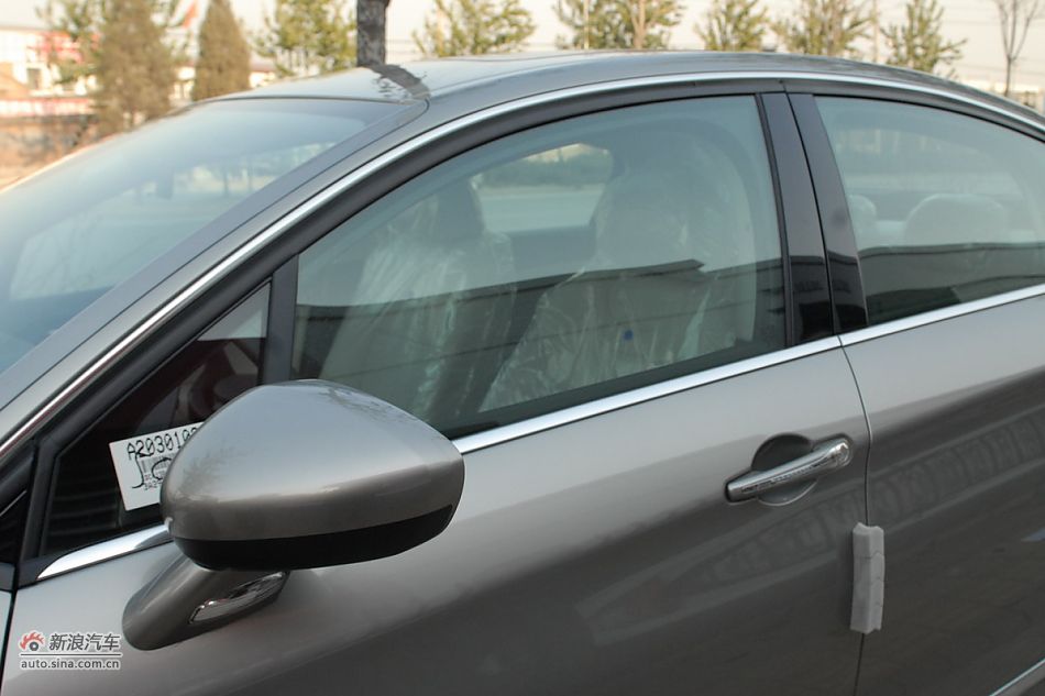 2011款东风雪铁龙C5外观图片