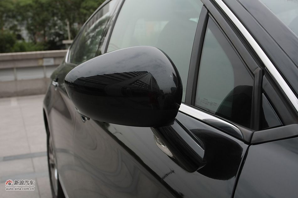 2010款东风雪铁龙C5 2.3L尊贵型