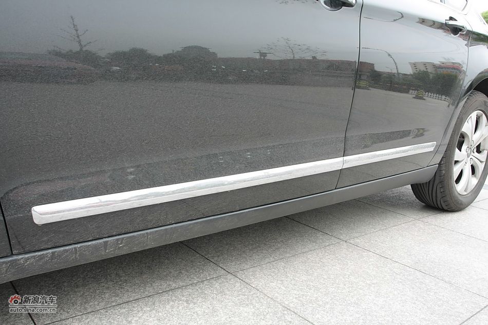 2010款东风雪铁龙C5 2.3L尊贵型