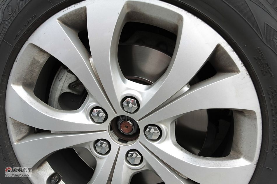 2010款东风雪铁龙C5 2.3L尊贵型