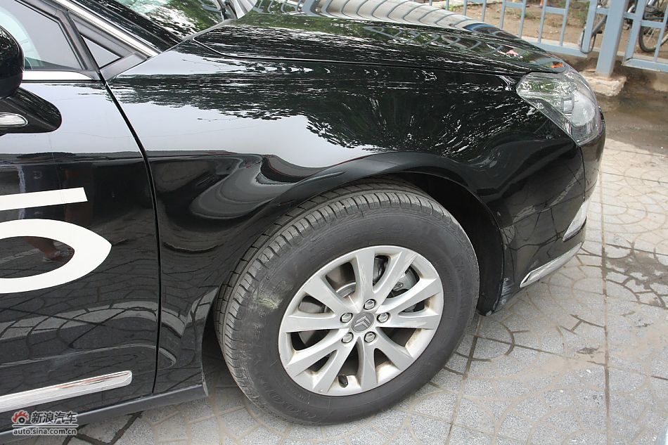 雪铁龙C5外观及外部细节