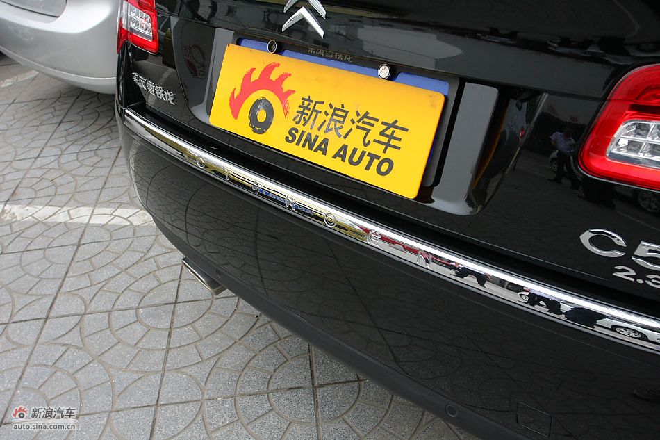 雪铁龙C5外观及外部细节