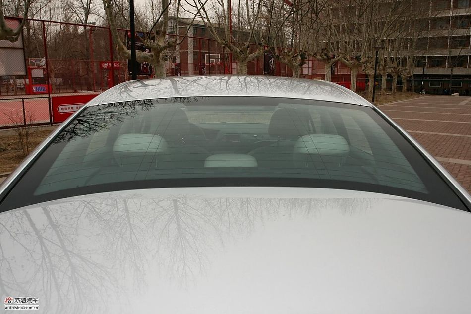 东风雪铁龙C5 2.3L尊雅型