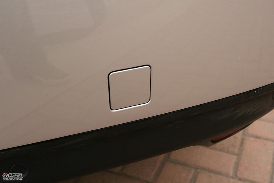 东风雪铁龙C5 2.3L尊雅型