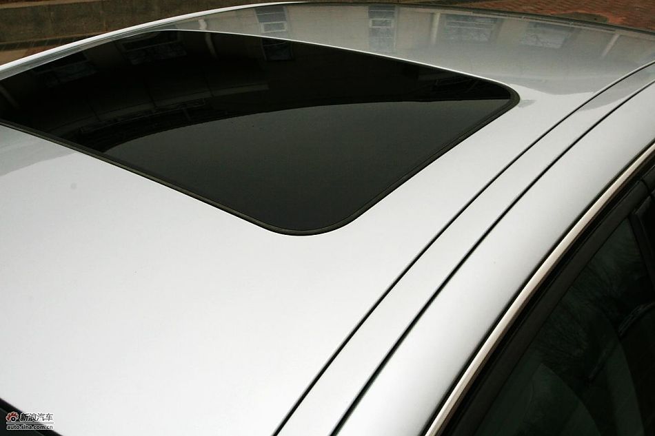 东风雪铁龙C5 2.3L尊雅型