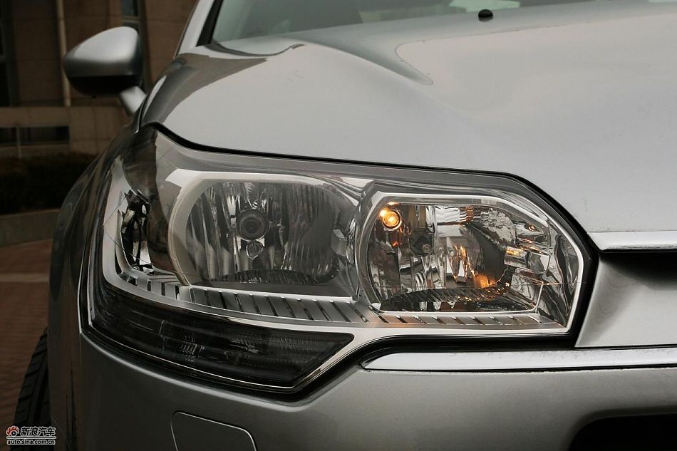 东风雪铁龙C5 2.3L尊雅型