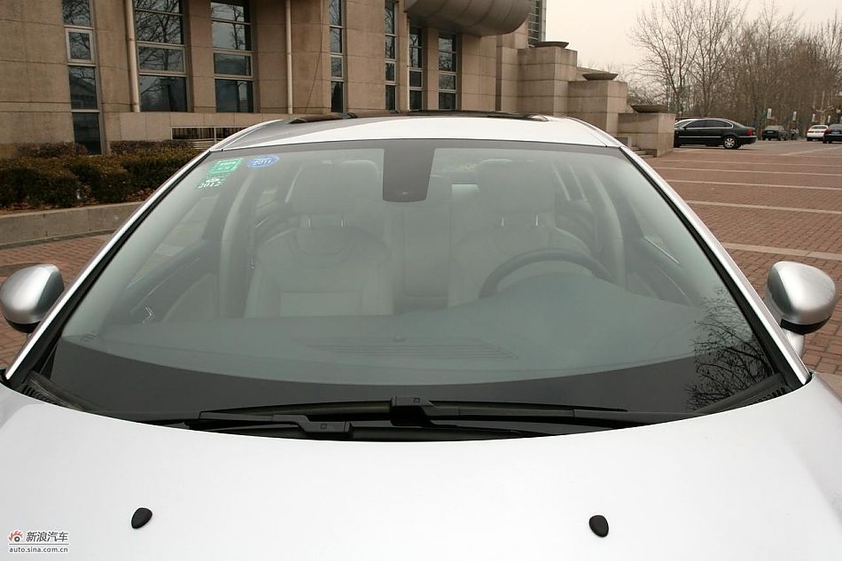 东风雪铁龙C5 2.3L尊雅型