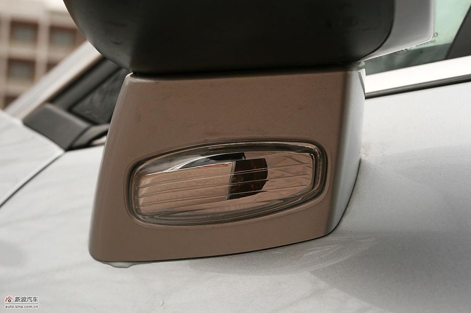 东风雪铁龙C5 2.3L尊雅型