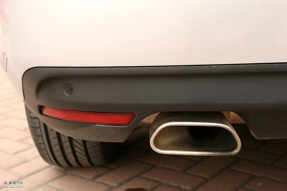 东风雪铁龙C5 2.3L尊雅型