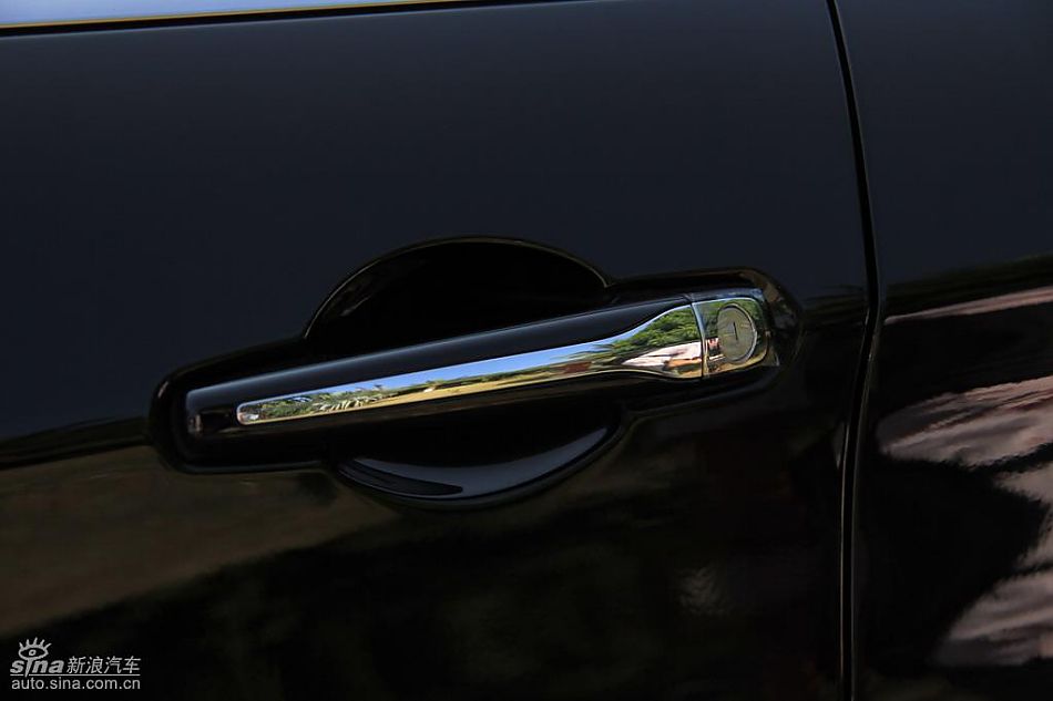 东风雪铁龙C5外观实拍图