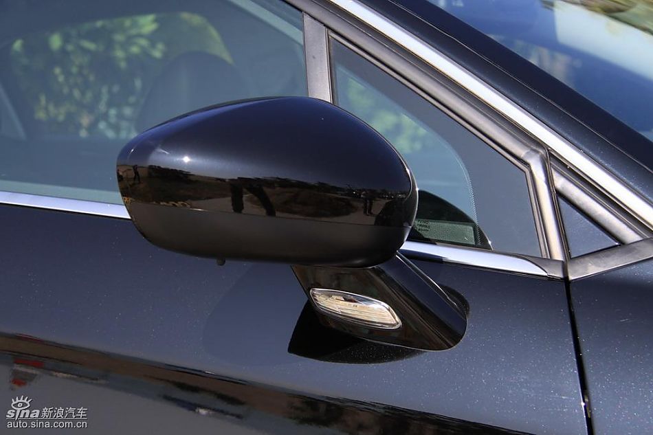 东风雪铁龙C5外观实拍图